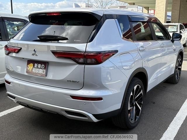 mitsubishi outlander-phev 2022 -MITSUBISHI 【鹿児島 332ﾔ1788】--Outlander PHEV GN0W--0204498---MITSUBISHI 【鹿児島 332ﾔ1788】--Outlander PHEV GN0W--0204498- image 2