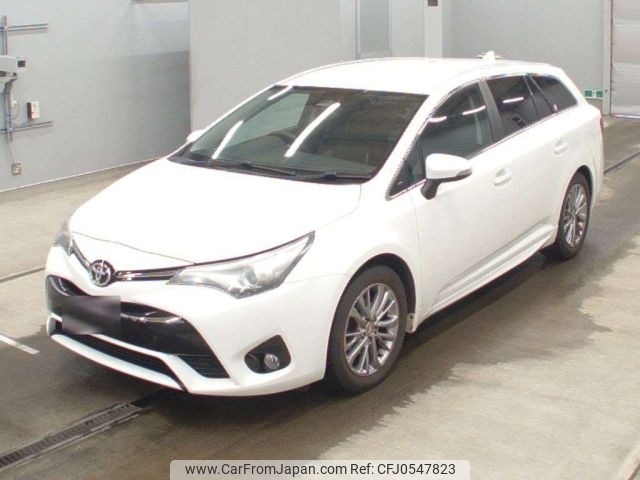 toyota avensis 2018 -TOYOTA--Avensis Wagon ZRT272W-0013497---TOYOTA--Avensis Wagon ZRT272W-0013497- image 1