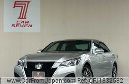 toyota crown 2017 CFJ1832582