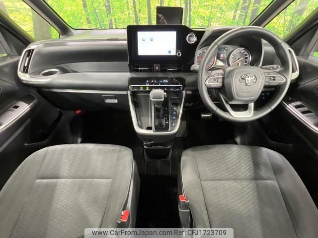 toyota voxy 2023 CFJ1723709 image 2