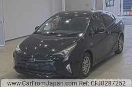 toyota prius 2018 -TOYOTA--Prius ZVW50-6115825---TOYOTA--Prius ZVW50-6115825-