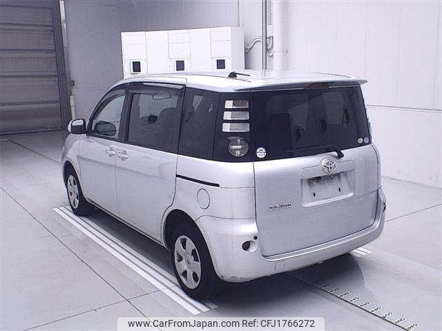 toyota sienta 2010 CFJ1766272 image 2