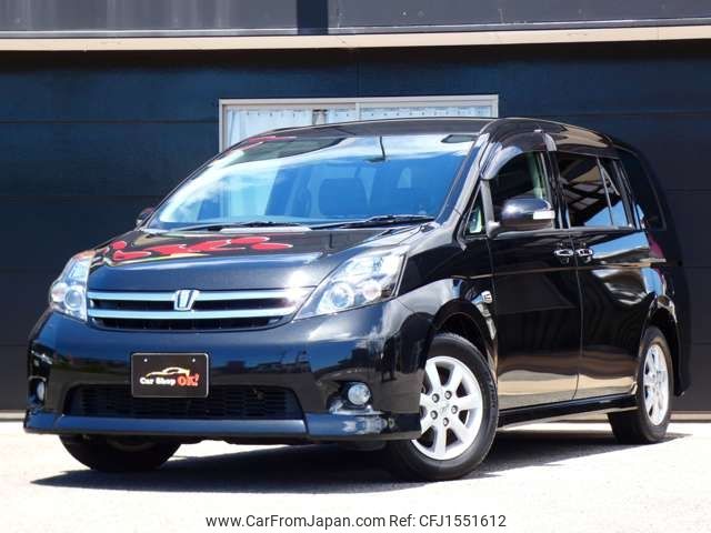 toyota isis 2010 CFJ1551612 image 1