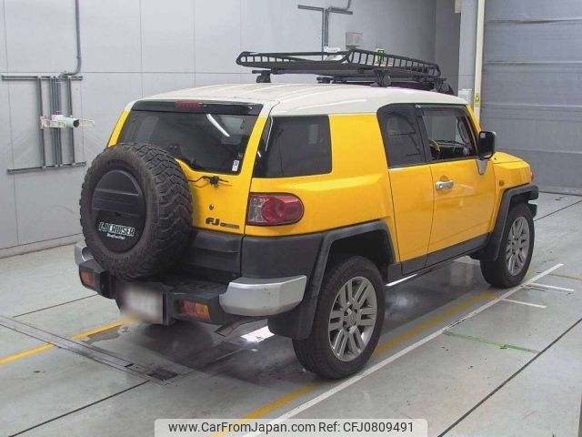 toyota fj-cruiser 2011 -TOYOTA--FJ Curiser GSJ15W-0116045---TOYOTA--FJ Curiser GSJ15W-0116045- image 2