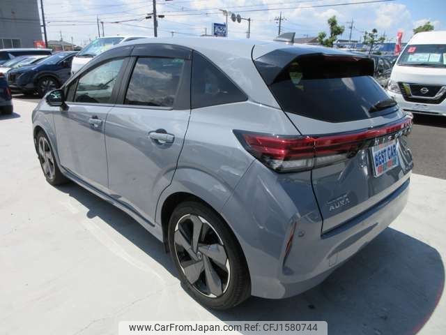 nissan aura 2022 CFJ1580744 image 2