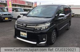 toyota voxy 2017 quick_quick_DBA-ZRR80W_ZRR80-0324067