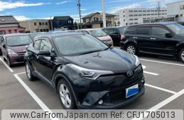 toyota c-hr 2018 CFJ1705013