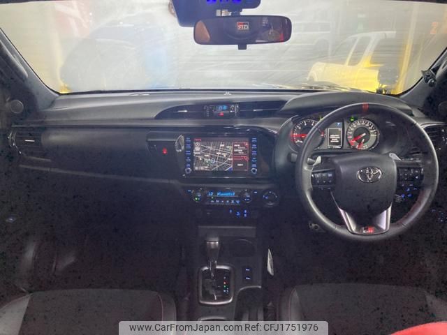toyota hilux 2023 CFJ1751976 image 2