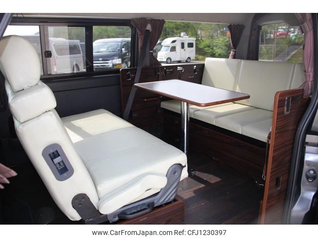 toyota hiace-van 2011 GOO_JP_700070848530250602002 image 1