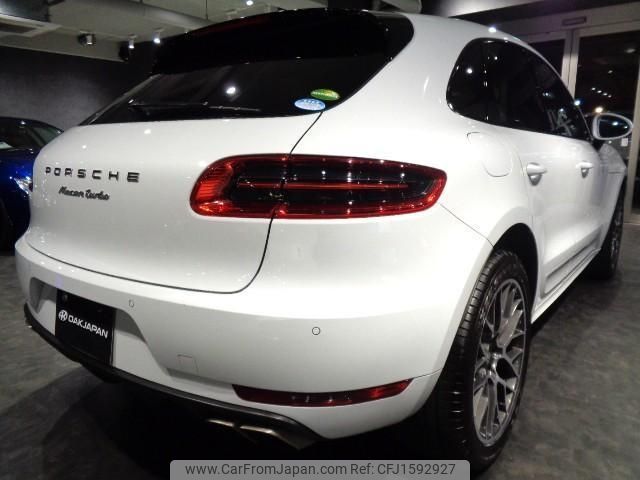 porsche macan 2016 CFJ1592927 image 2