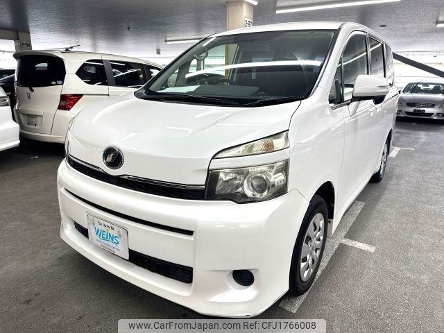 toyota voxy 2010 CFJ1766008 image 1