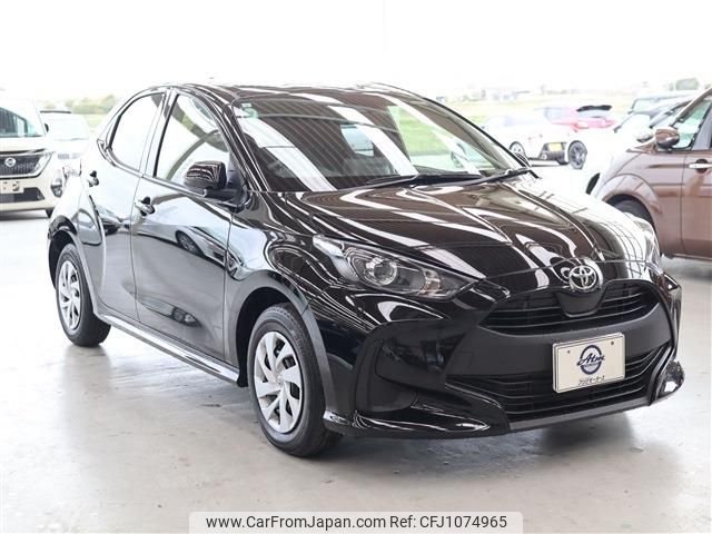 toyota yaris 2023 -TOYOTA--Yaris 5BA-MXPA10--MXPA10-2072945---TOYOTA--Yaris 5BA-MXPA10--MXPA10-2072945- image 2