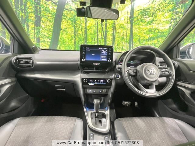 toyota yaris-cross 2023 CFJ1572303 image 2