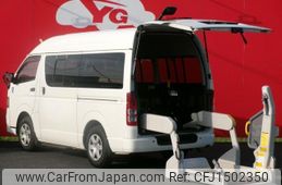 toyota regiusace-van 2012 CFJ1502350
