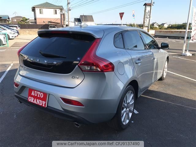 volvo v40 2017 -VOLVO 【名変中 】--Volvo V40 MD4204T--H2417414---VOLVO 【名変中 】--Volvo V40 MD4204T--H2417414- image 2