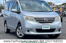 nissan serena 2011 CFJ1768352