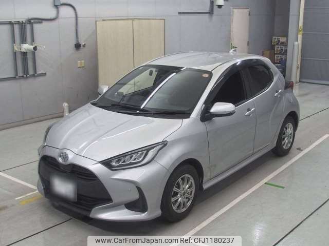 toyota yaris 2020 -TOYOTA 【大阪 533ｾ 63】--Yaris 5BA-MXPA10--MXPA10-2004618---TOYOTA 【大阪 533ｾ 63】--Yaris 5BA-MXPA10--MXPA10-2004618- image 1