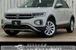 volkswagen volkswagen-others 2023 -VOLKSWAGEN--VW T-Roc 3DA-A1DFF--WVGZZZA1ZPV744881---VOLKSWAGEN--VW T-Roc 3DA-A1DFF--WVGZZZA1ZPV744881-