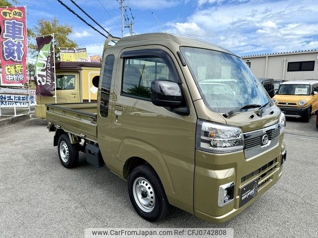 daihatsu hijet-truck 2024 CFJ0742808 image 2
