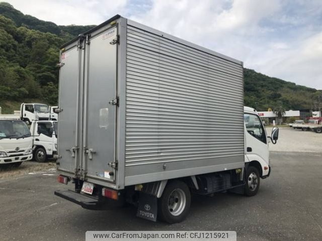 toyota dyna-truck 2016 CFJ1215921 image 2