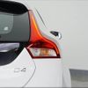 volvo v40 2016 -VOLVO 【名変中 】--Volvo V40 MD4204T--H2386865---VOLVO 【名変中 】--Volvo V40 MD4204T--H2386865- image 4