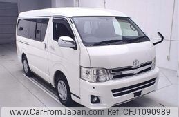 toyota regiusace-van 2012 CFJ1090989