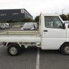 mitsubishi minicab-truck 2004 504928-250117151206 image 7