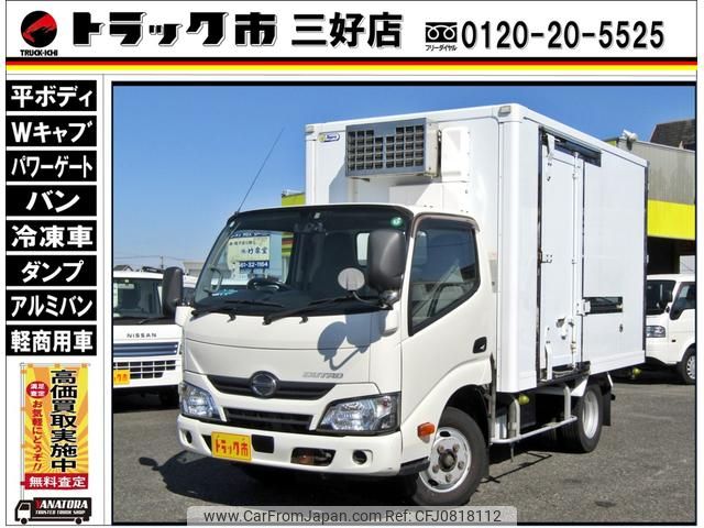 hino dutro 2017 GOO_NET_EXCHANGE_0208643A30250301W001 image 1