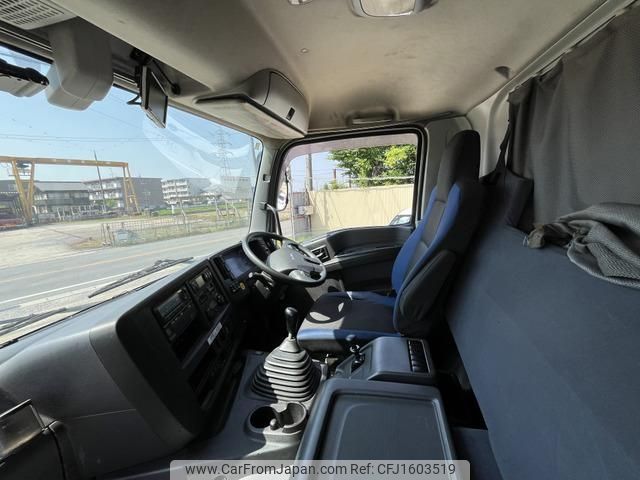 isuzu giga 2017 CFJ1603519 image 2