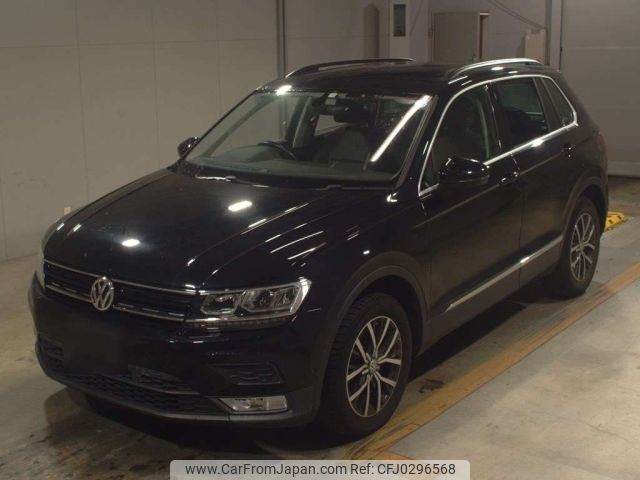 volkswagen tiguan 2017 -VOLKSWAGEN--VW Tiguan 5NCZE-WVGZZZ5NZHW942449---VOLKSWAGEN--VW Tiguan 5NCZE-WVGZZZ5NZHW942449- image 1