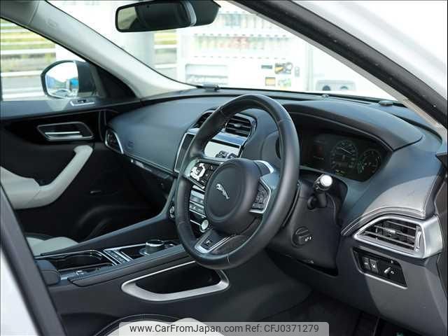 jaguar f-pace 2016 -JAGUAR 【名古屋 367ﾌ128】--Jaguar F-Pace DC2NA--HA079744---JAGUAR 【名古屋 367ﾌ128】--Jaguar F-Pace DC2NA--HA079744- image 2