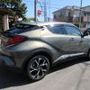 toyota c-hr 2021 quick_quick_6AA-ZYX11_ZYX11-2040951 image 4