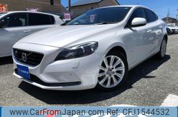volvo v40 2015 CFJ1544532