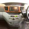 toyota noah 2005 BD30122A6692 image 24