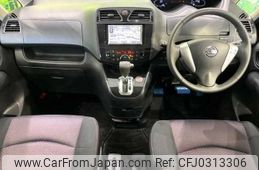 nissan serena 2012 TE1090