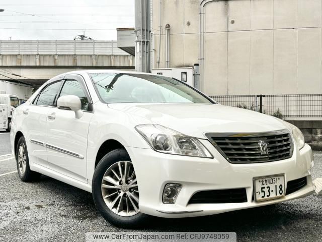 toyota crown 2010 quick_quick_DBA-GRS200_0049800 image 1