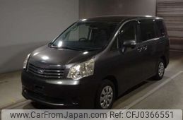 toyota noah 2012 -TOYOTA--Noah DBA-ZRR70G--ZRR70-0522211---TOYOTA--Noah DBA-ZRR70G--ZRR70-0522211-