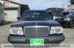 mercedes-benz e-class-station-wagon 1993 -MERCEDES-BENZ--Benz E Class Wagon E-124092--WDB124092-2F257917---MERCEDES-BENZ--Benz E Class Wagon E-124092--WDB124092-2F257917-