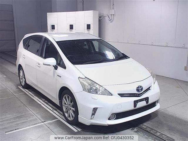 toyota prius-α 2011 -TOYOTA--Prius α ZVW41W-3031088---TOYOTA--Prius α ZVW41W-3031088- image 1