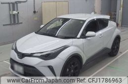 toyota c-hr 2023 CFJ1786963