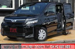 toyota voxy 2017 quick_quick_ZRR80G_ZRR80-0380905