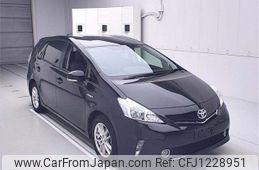 toyota prius-α 2012 -TOYOTA--Prius α ZVW40W-3023146---TOYOTA--Prius α ZVW40W-3023146-