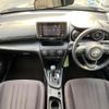 toyota yaris-cross 2023 CFJ1760389 image 2