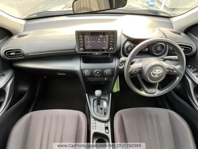 toyota yaris-cross 2023 CFJ1760389 image 2