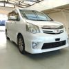 toyota noah 2011 ENHANCEAUTO_1_ea291193 image 1