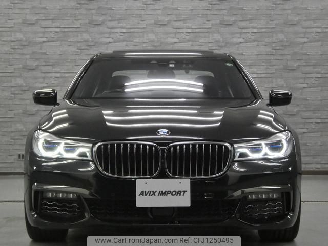 bmw 7-series 2018 quick_quick_7A44_WBA7A82030G815756 image 2