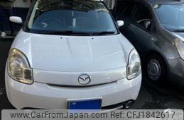 mazda verisa 2011 CFJ1842617