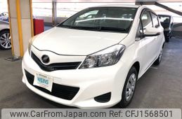 toyota vitz 2012 CFJ1568501