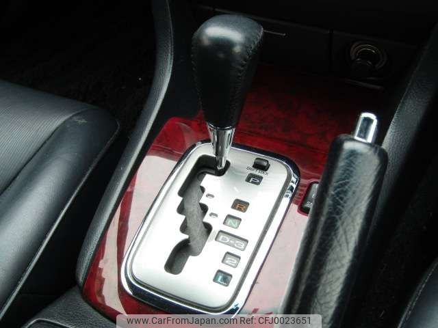 car_06f1598a-3a63-4f59-83dc-