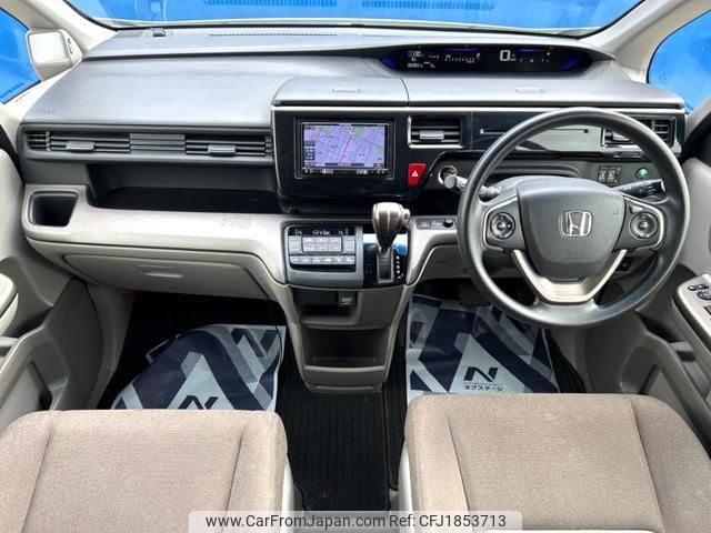 honda stepwagon 2016 CFJ1853713 image 2